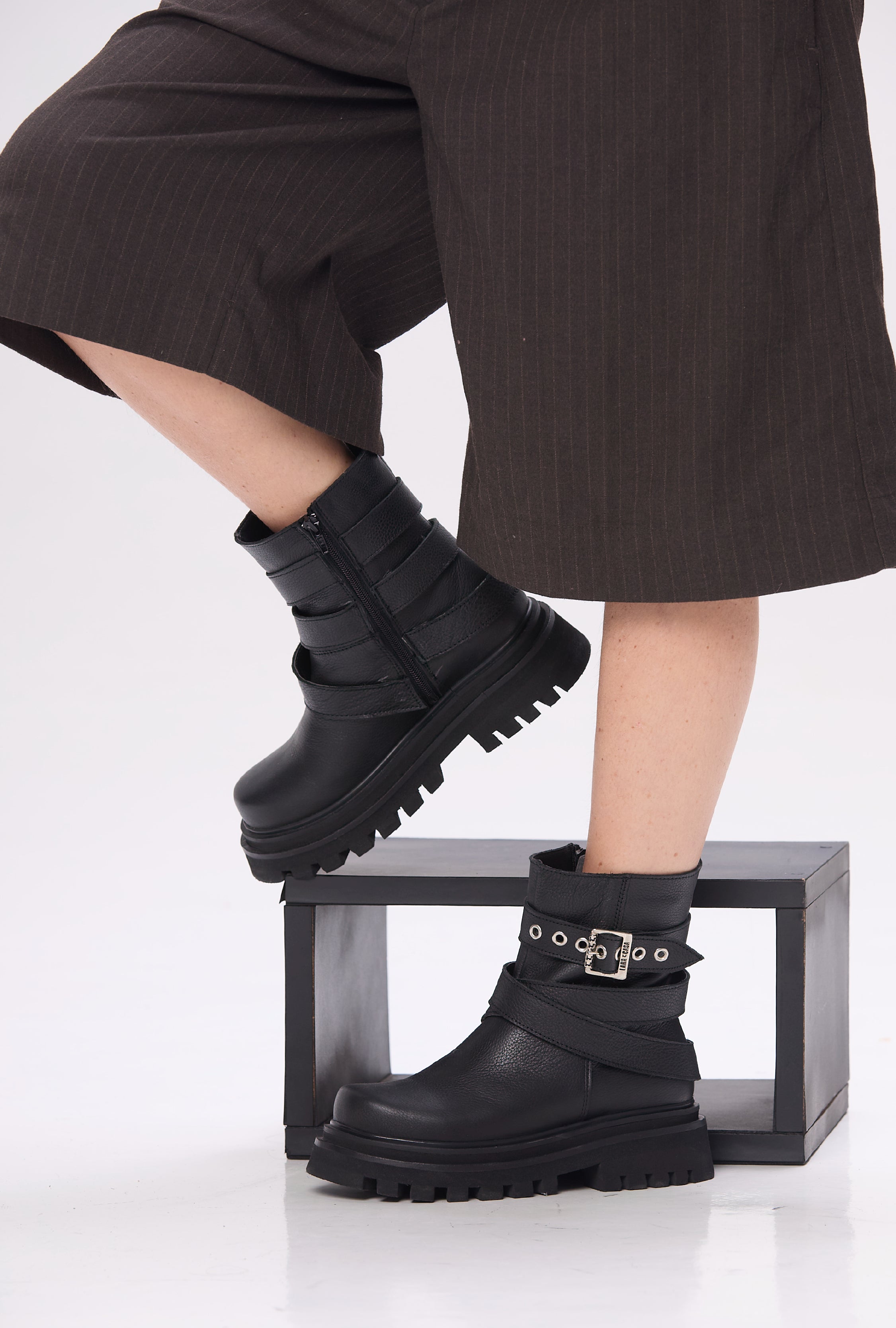 BOTA LAZO