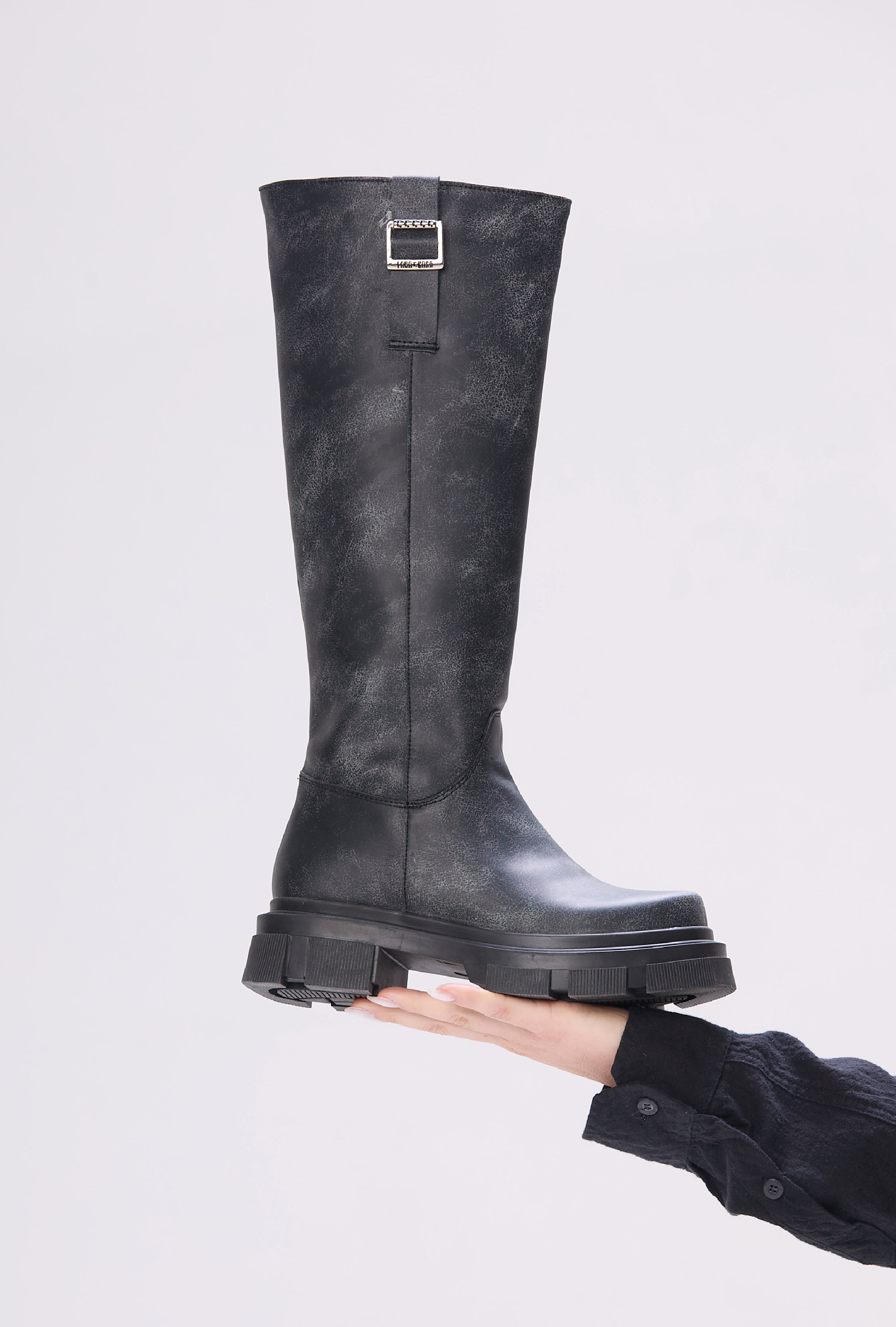 BOTA NUDRA NEGRO