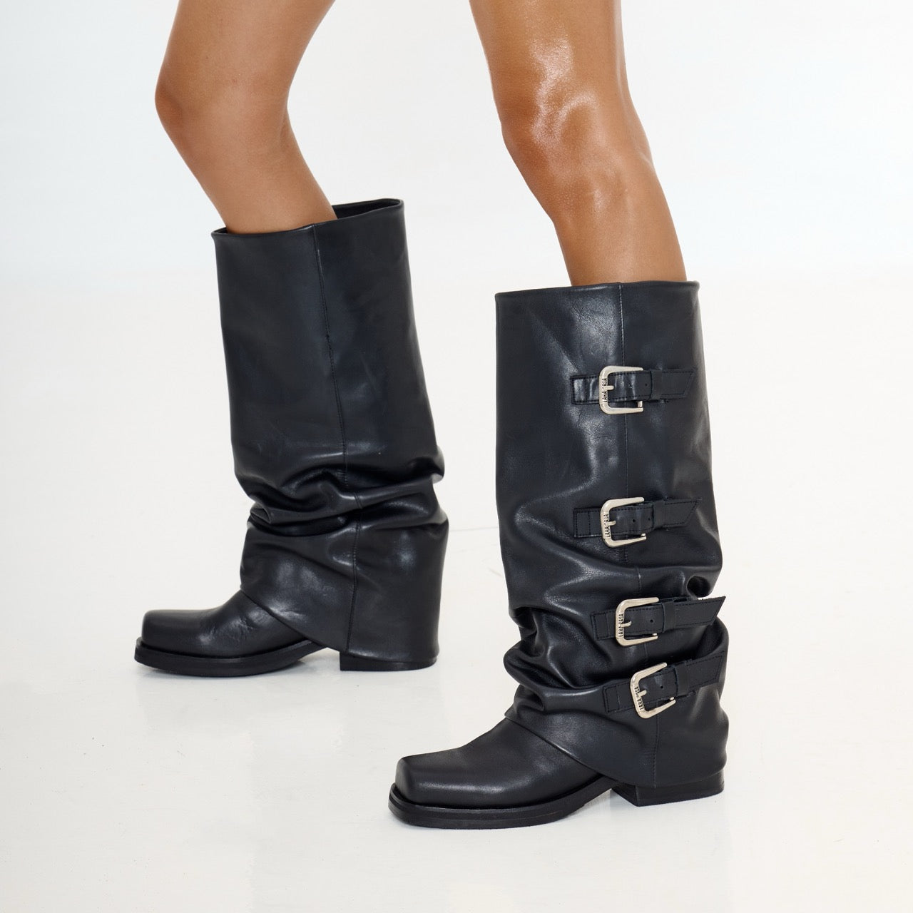 BOTA NEWGNESS NEGRO