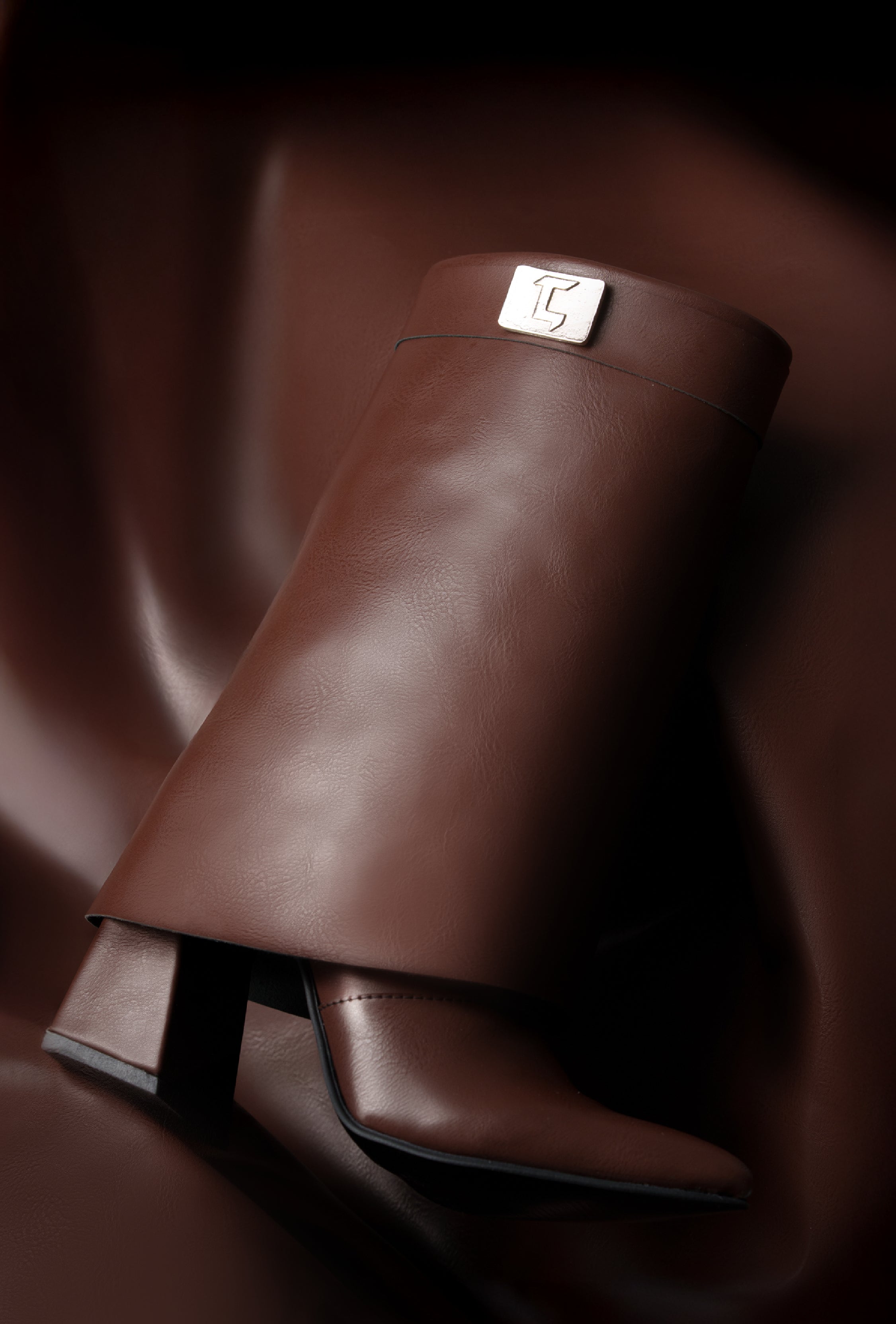 BOTA ARDOR