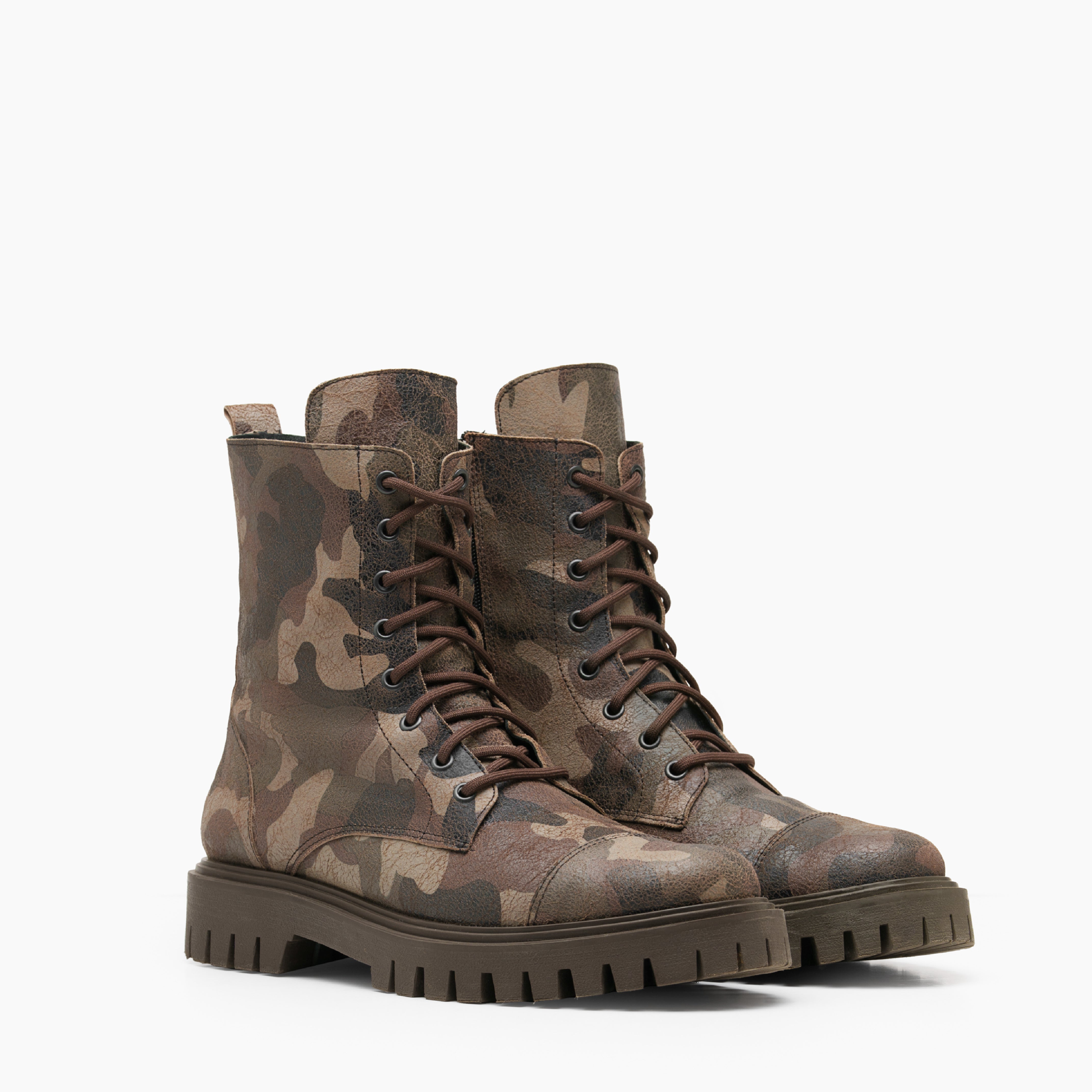 BORCEGO COMMANDO