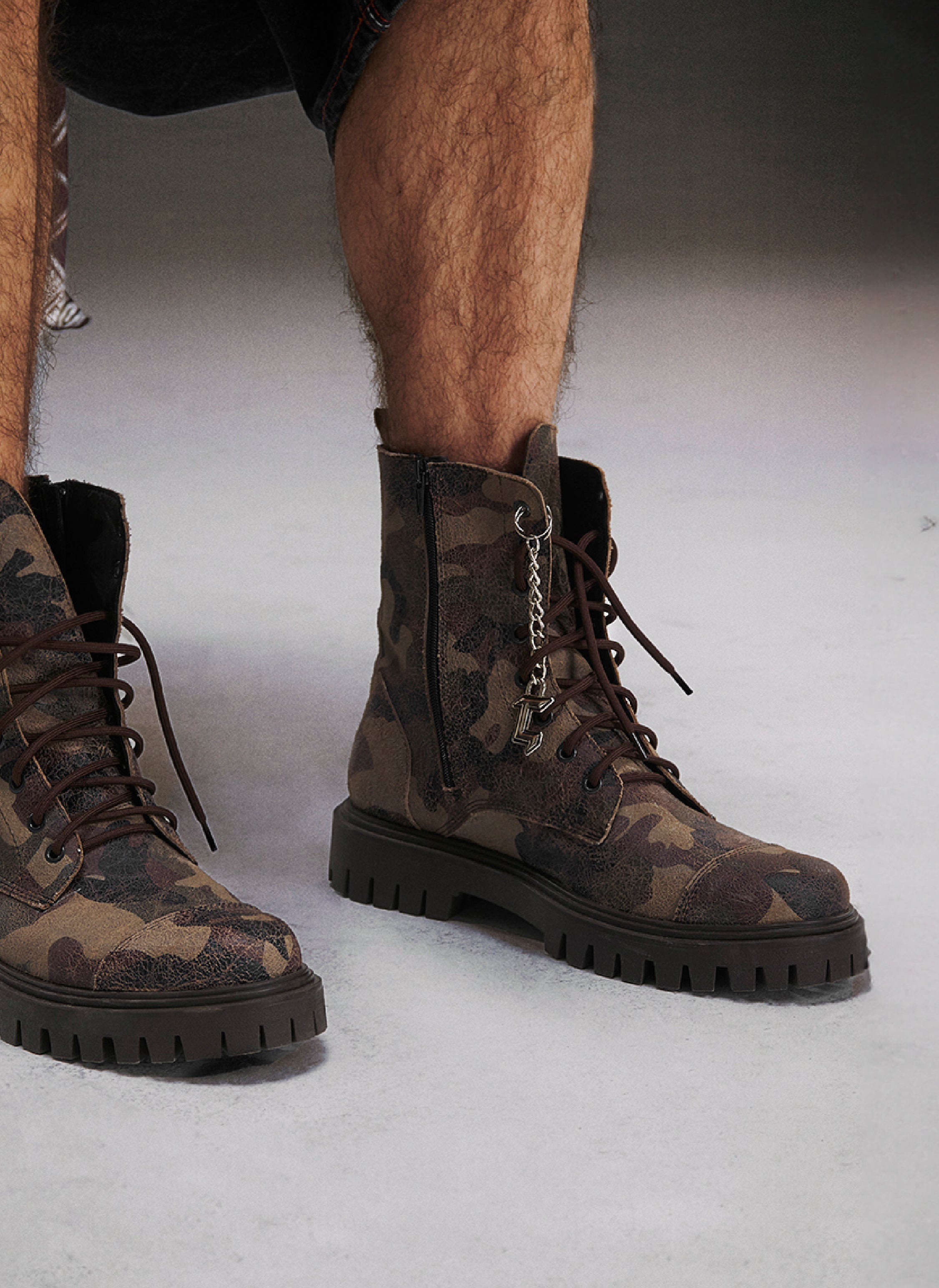 BORCEGO COMMANDO