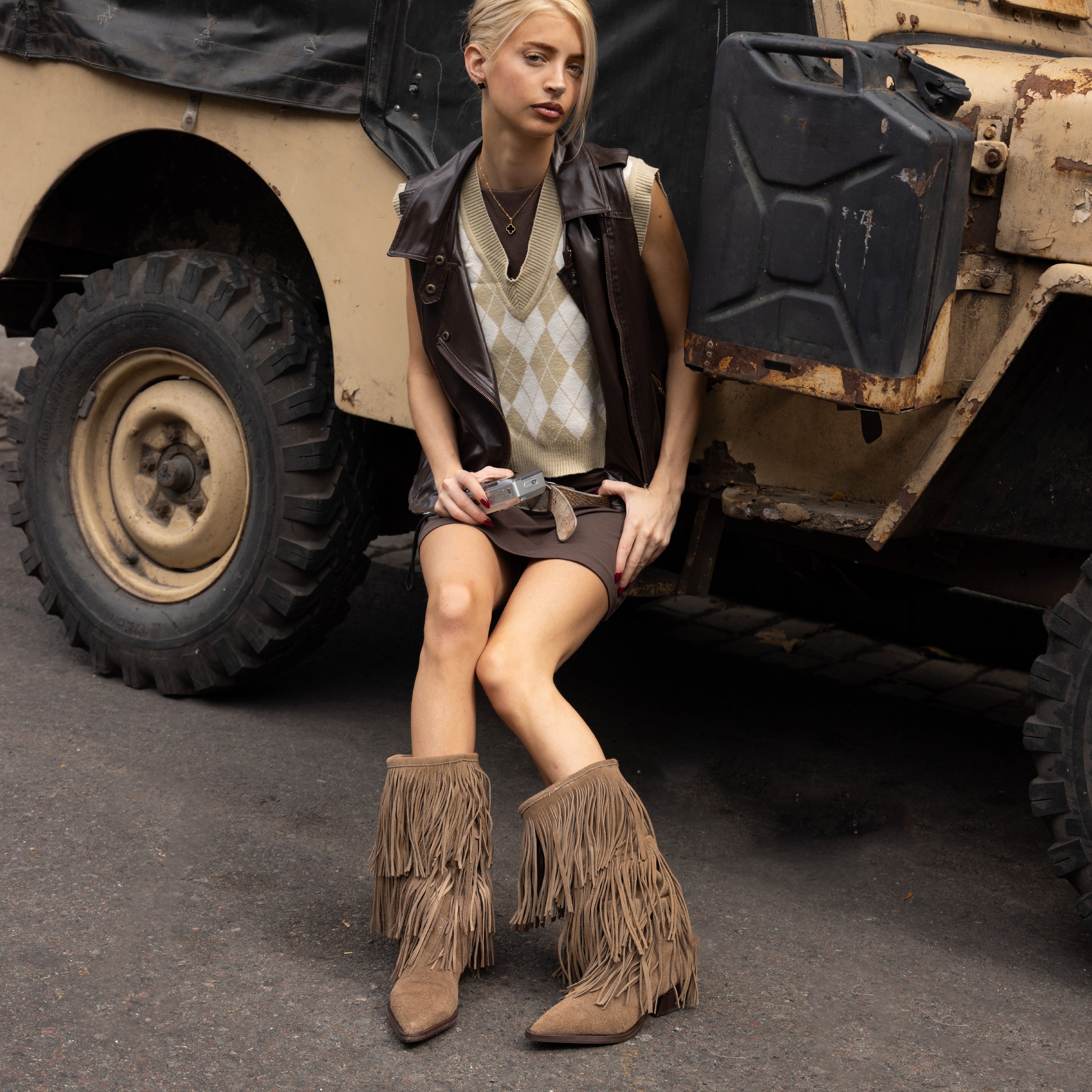 BOTA BANGS CAMEL