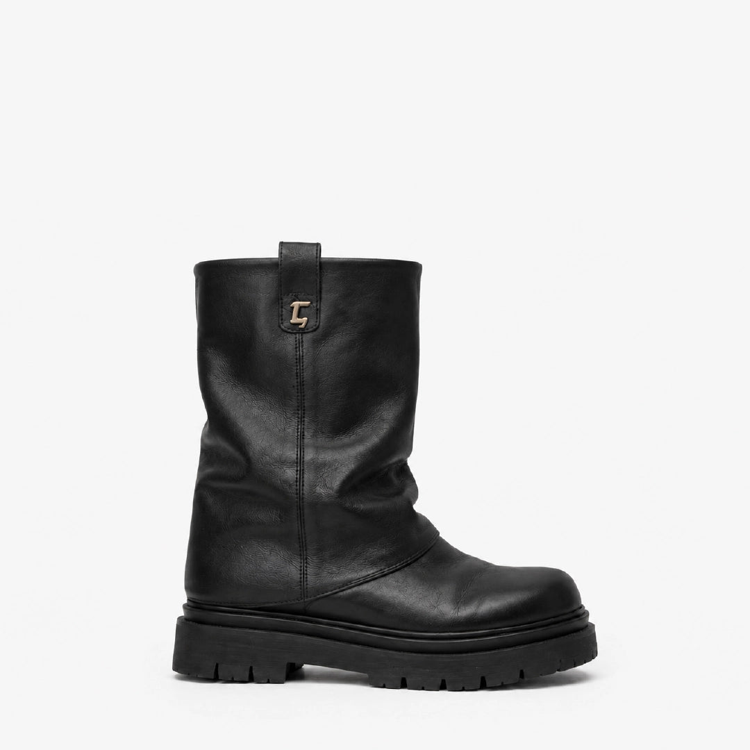 BOTAS IMPACTO BY FELIPE CASA