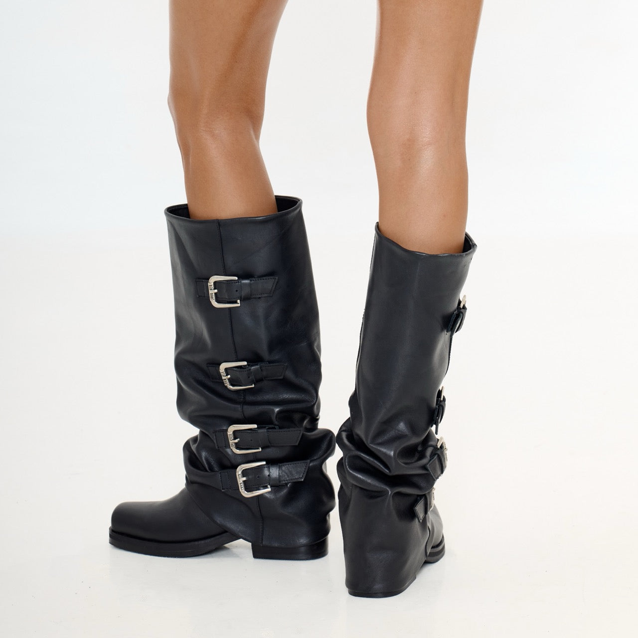 BOTA NEWGNESS NEGRO
