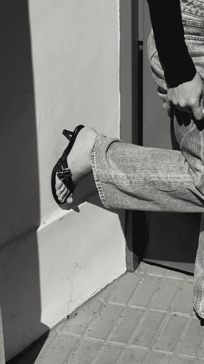 SANDALIA CAPRI NEGRO